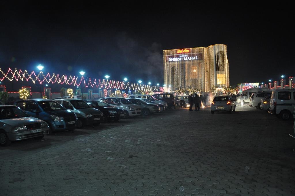 Jassons Sheesh Mahal Murthal Exterior photo